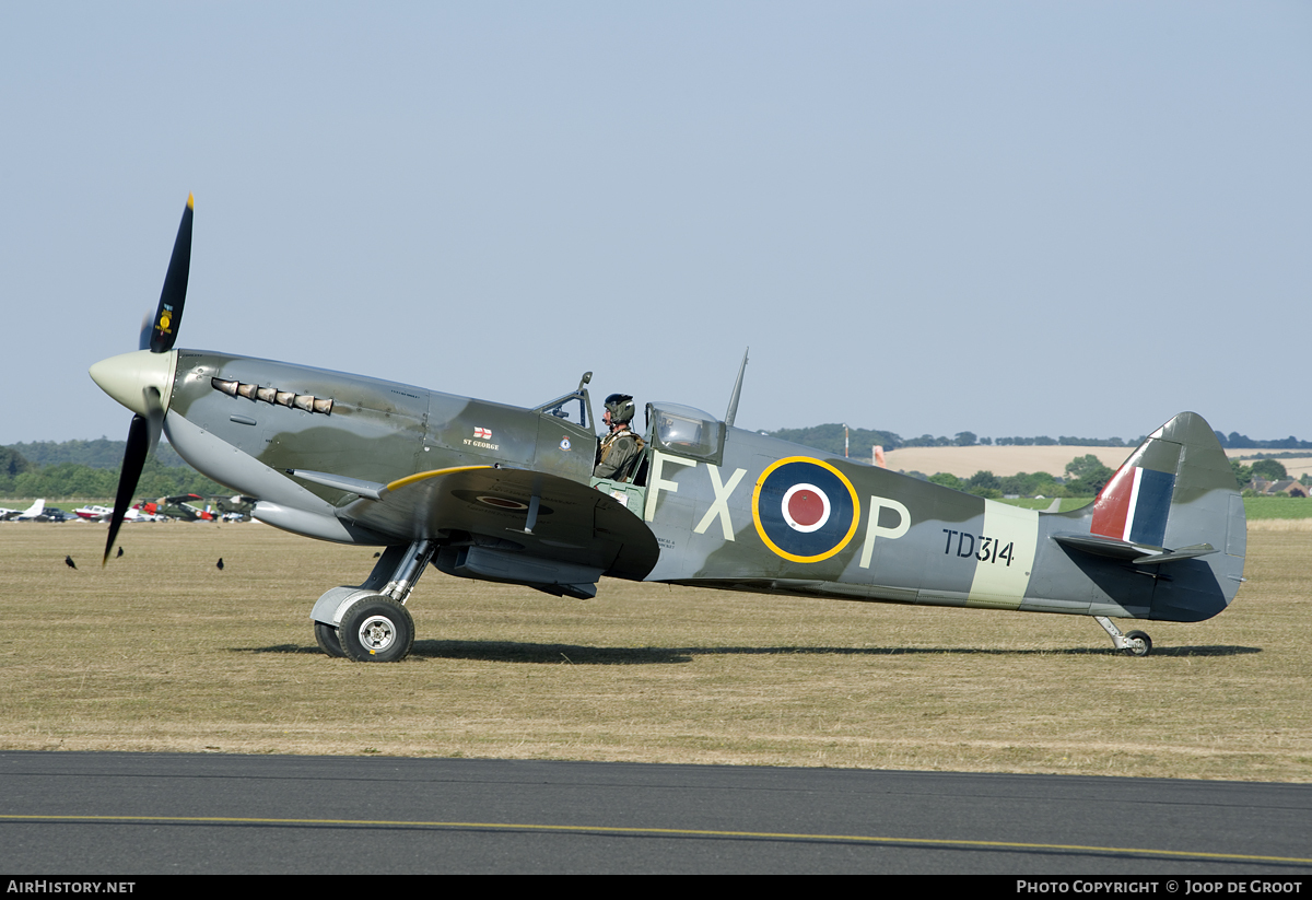Aircraft Photo of G-CGYJ / TD314 | Supermarine 361 Spitfire HF9E | UK - Air Force | AirHistory.net #70678