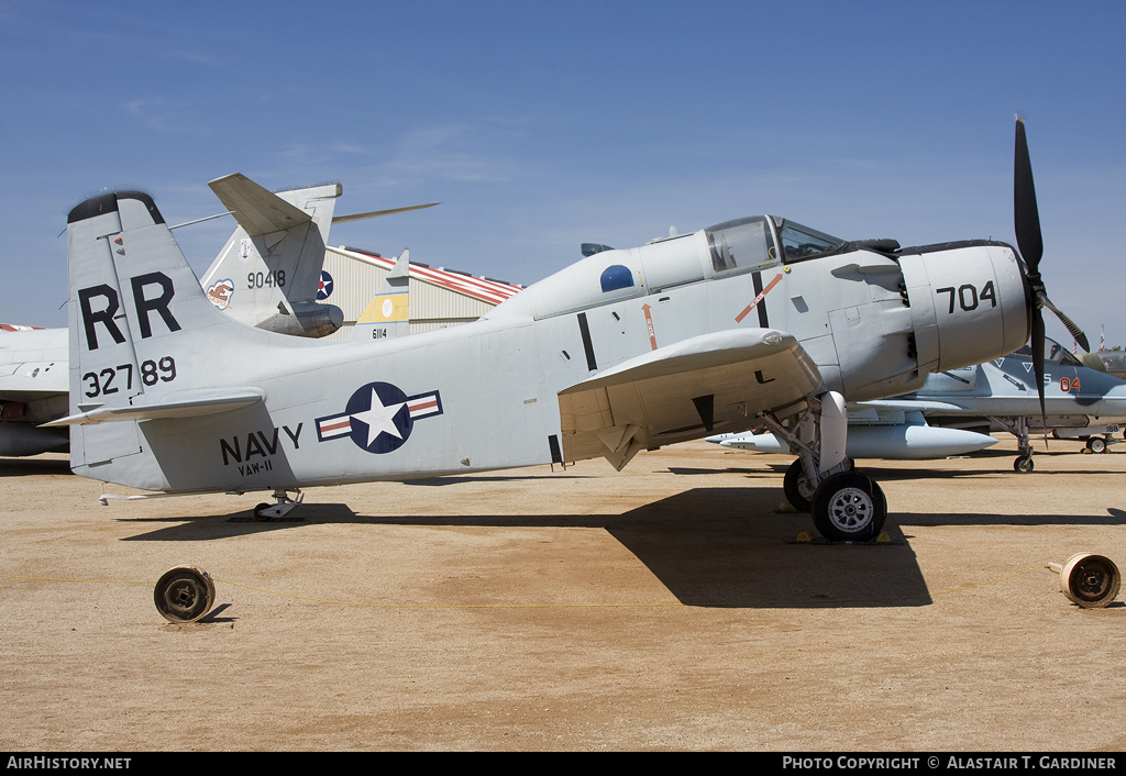 Aircraft Photo of 132789 / 32789 | Douglas EA-1E Skyraider | USA - Navy | AirHistory.net #70689