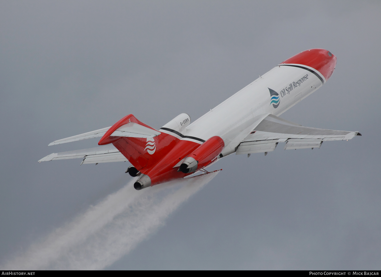 Aircraft Photo of G-OSRA | Boeing 727-2S2F/Adv | Oil Spill Response | AirHistory.net #70852