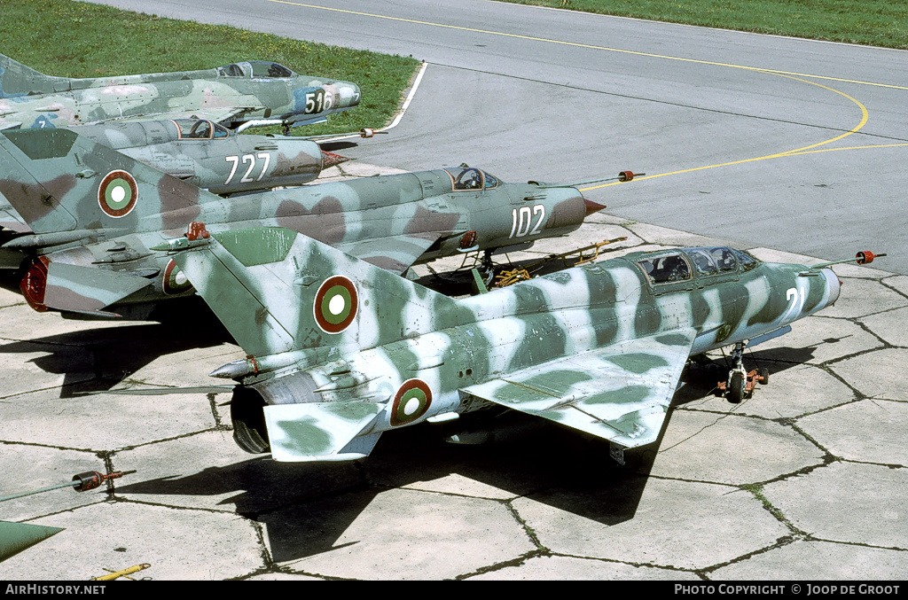 Aircraft Photo of 21 | Mikoyan-Gurevich MiG-21UM | Bulgaria - Air Force | AirHistory.net #70999