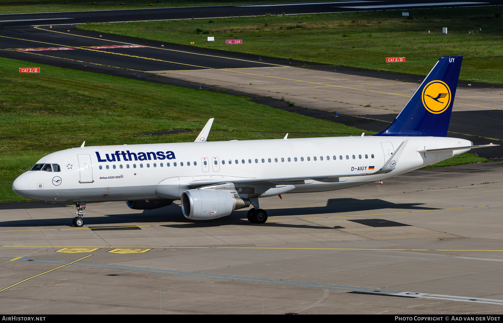 Aircraft Photo of D-AIUY | Airbus A320-214 | Lufthansa | AirHistory.net #71001