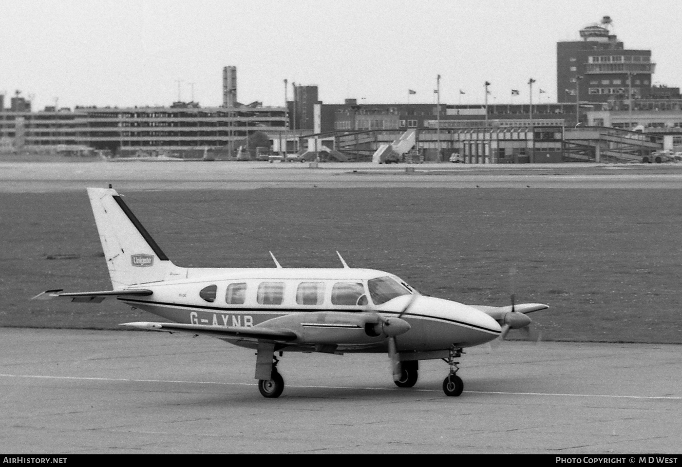 Aircraft Photo of G-AYNB | Piper PA-31-310 Navajo | Unigate | AirHistory.net #71070