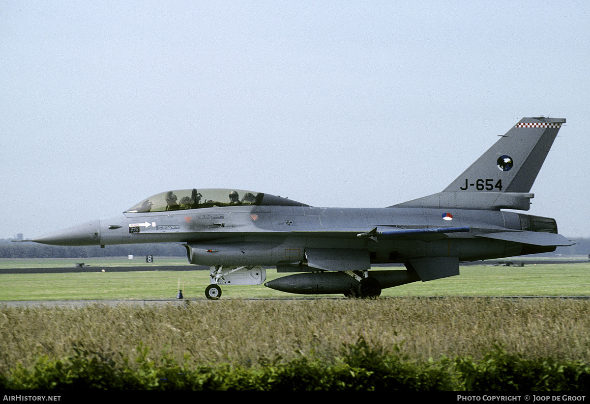 Aircraft Photo of J-654 | General Dynamics F-16B Fighting Falcon | Netherlands - Air Force | AirHistory.net #71241