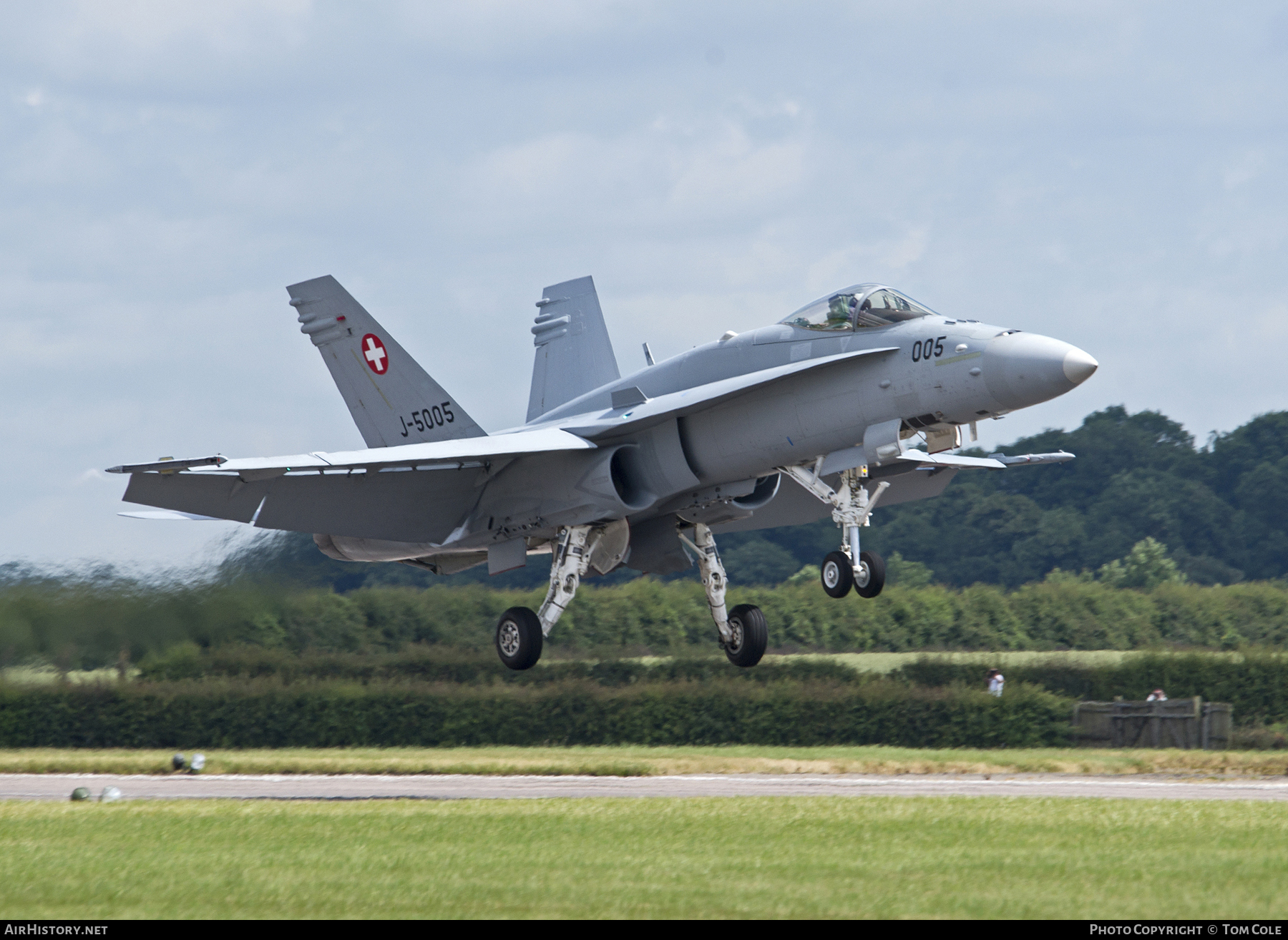 Aircraft Photo of J-5005 | McDonnell Douglas F/A-18C Hornet | Switzerland - Air Force | AirHistory.net #71253