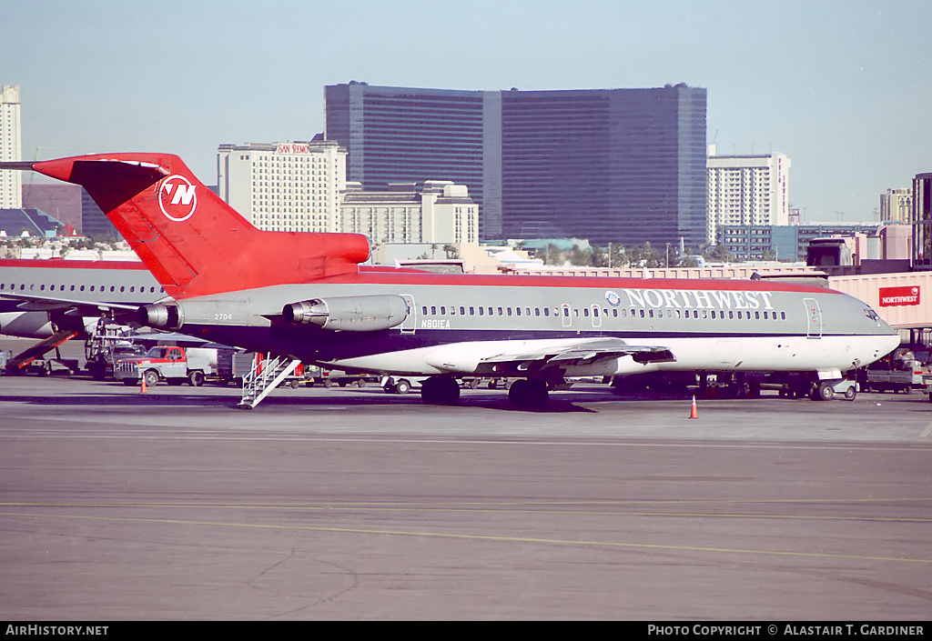 Aircraft Photo of N801EA | Boeing 727-225/Adv | Northwest Airlines | AirHistory.net #71301