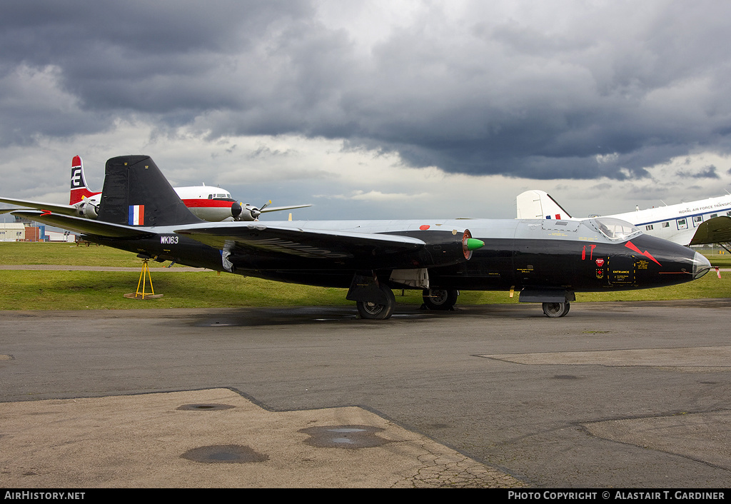 Aircraft Photo of G-BVWC / WK163 | English Electric Canberra B2/6 | UK - Air Force | AirHistory.net #71373