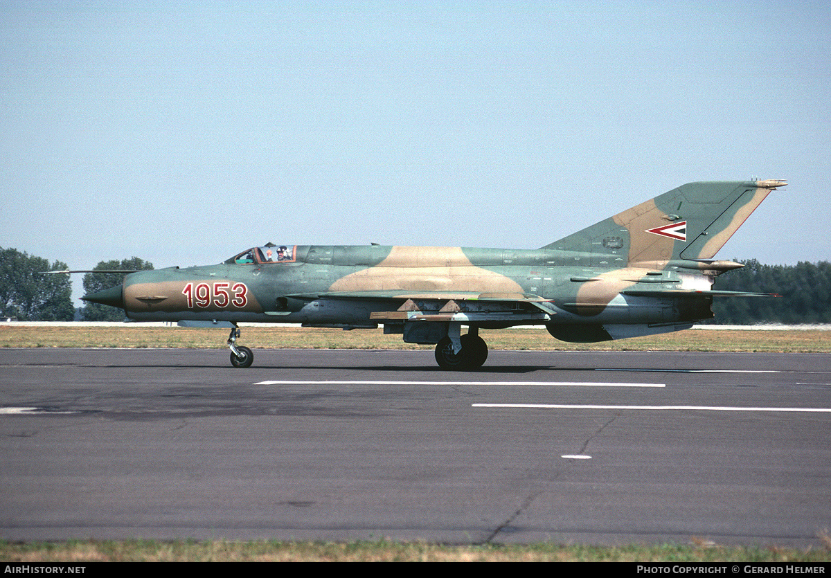 Aircraft Photo of 1953 | Mikoyan-Gurevich MiG-21bis | Hungary - Air Force | AirHistory.net #71398
