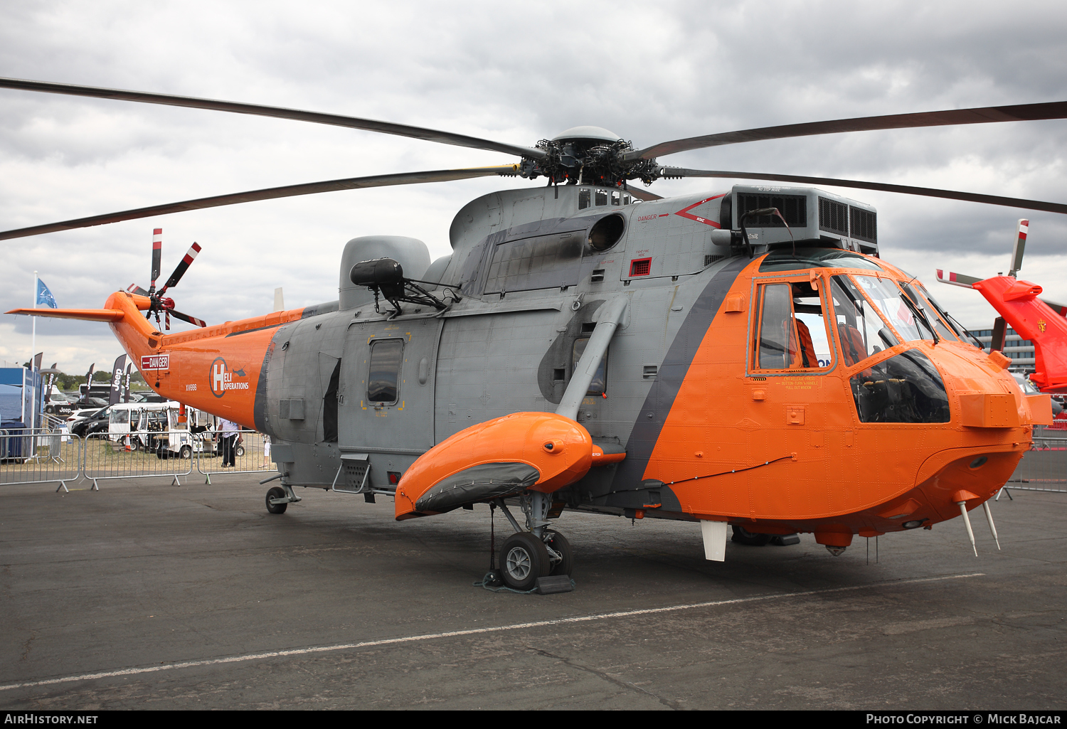 Aircraft Photo of XV666 | Westland WS-61 Sea King HU5 | UK - Navy | AirHistory.net #71515