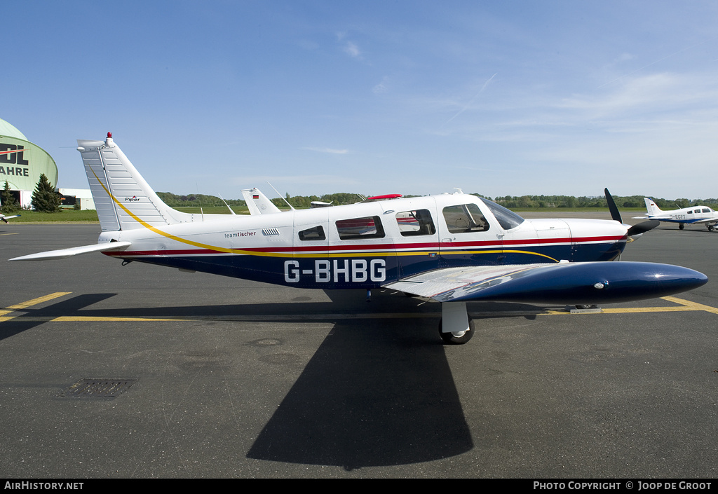 Aircraft Photo of G-BHBG | Piper PA-32R-300 Cherokee Lance | Team Tischer | AirHistory.net #71554