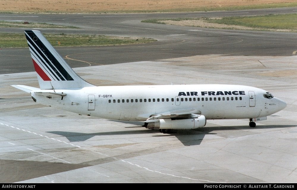 Aircraft Photo of F-GBYK | Boeing 737-228/Adv | Air France | AirHistory.net #71579