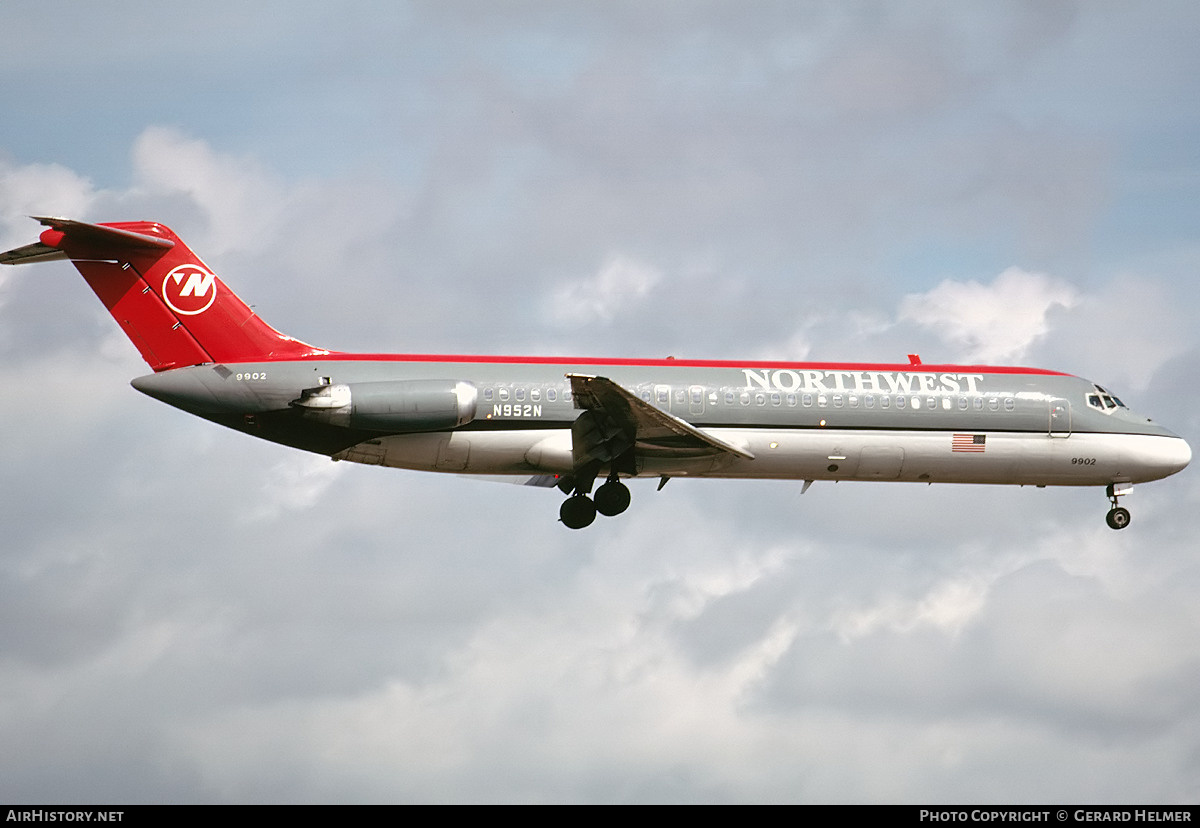 Aircraft Photo of N952N | McDonnell Douglas DC-9-31 | Northwest Airlines | AirHistory.net #71583