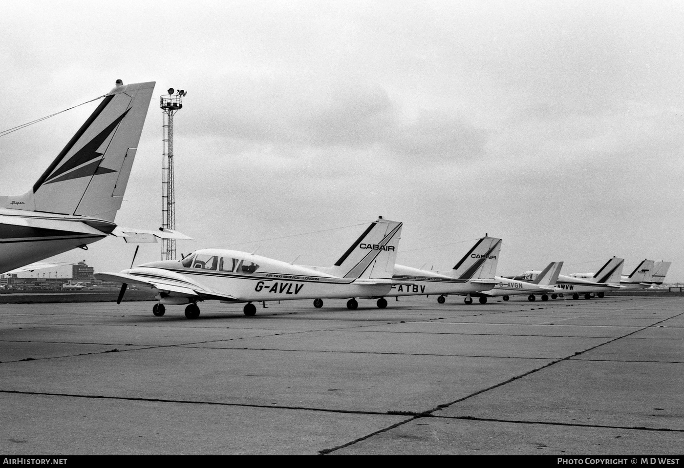 Aircraft Photo of G-AVLV | Piper PA-23-250 Aztec C | Cabair | AirHistory.net #71757