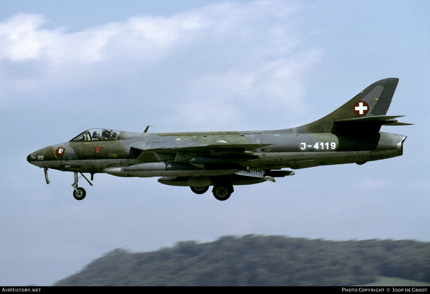 Aircraft Photo of J-4119 | Hawker Hunter F58A | Switzerland - Air Force | AirHistory.net #71843