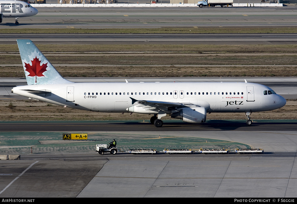 Aircraft Photo of C-FPWD | Airbus A320-211 | Air Canada Jetz | AirHistory.net #71965