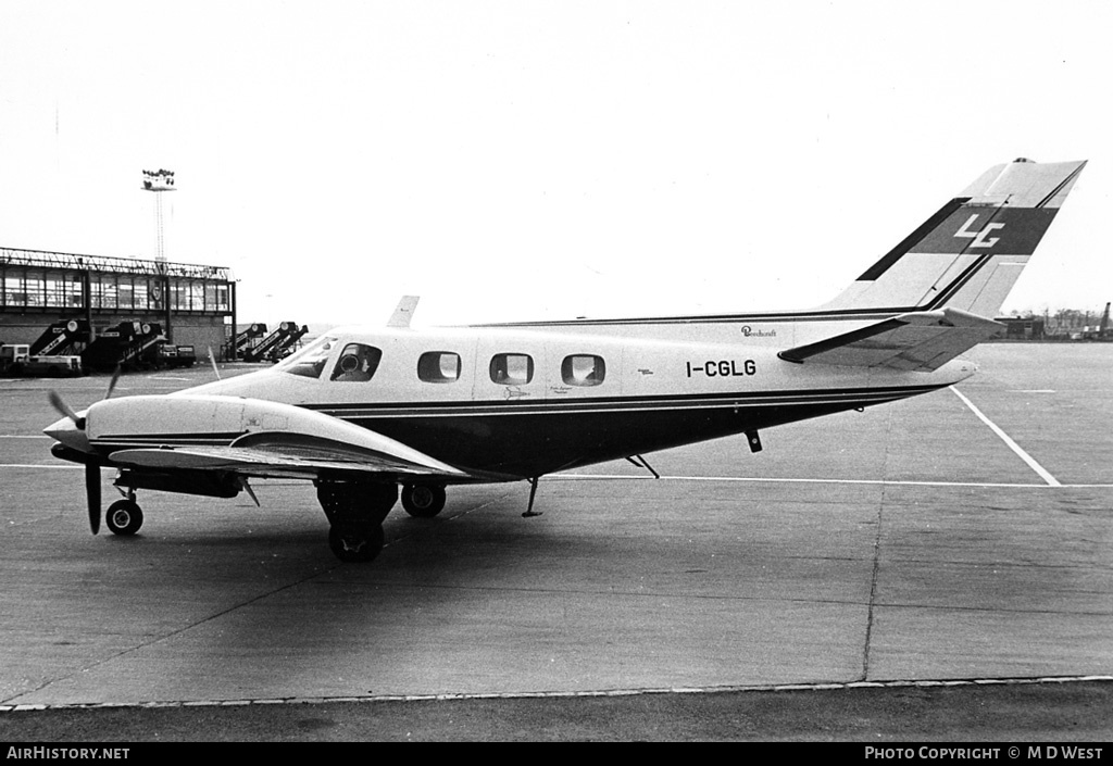 Aircraft Photo of I-CGLG | Beech 60 Duke | LG Electronics | AirHistory.net #72000