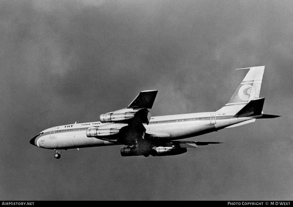 Aircraft Photo of TC-JBC | Boeing 707-121(B) | THY Türk Hava Yolları - Turkish Airlines | AirHistory.net #72024