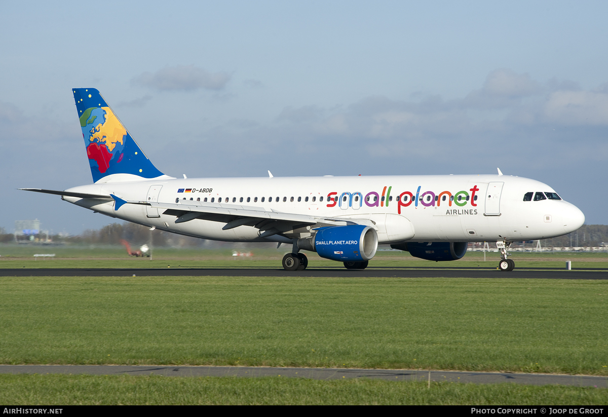 Aircraft Photo of D-ABDB | Airbus A320-214 | Small Planet Airlines | AirHistory.net #72100