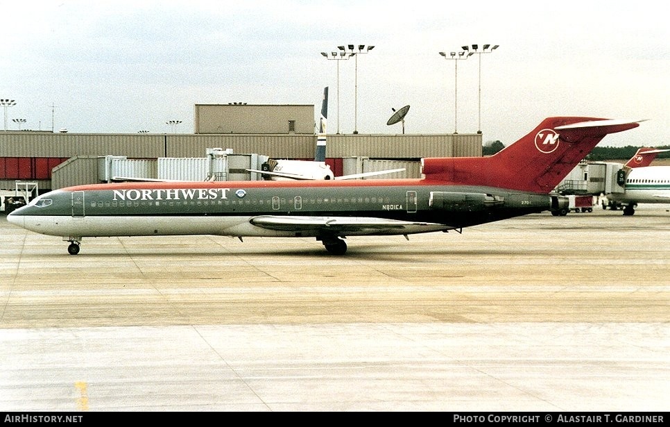Aircraft Photo of N801EA | Boeing 727-225/Adv | Northwest Airlines | AirHistory.net #72293