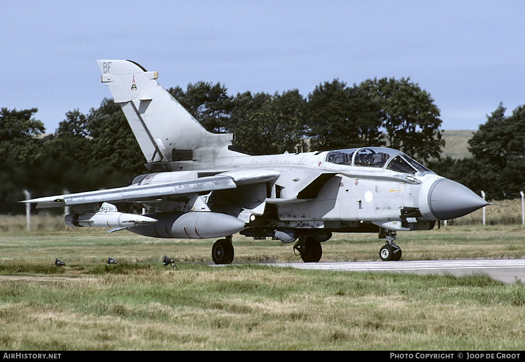Aircraft Photo of ZA554 | Panavia Tornado GR4 | UK - Air Force | AirHistory.net #72524