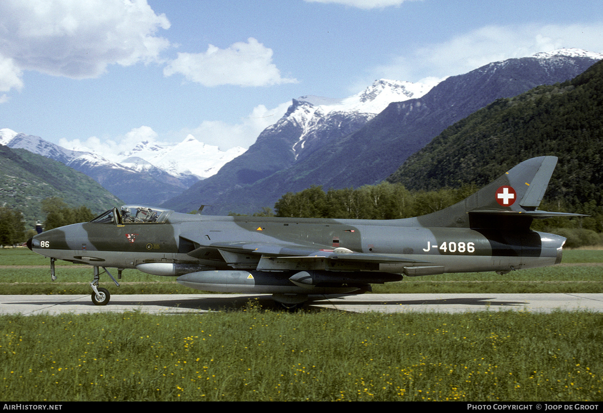 Aircraft Photo of J-4086 | Hawker Hunter F58 | Switzerland - Air Force | AirHistory.net #72635