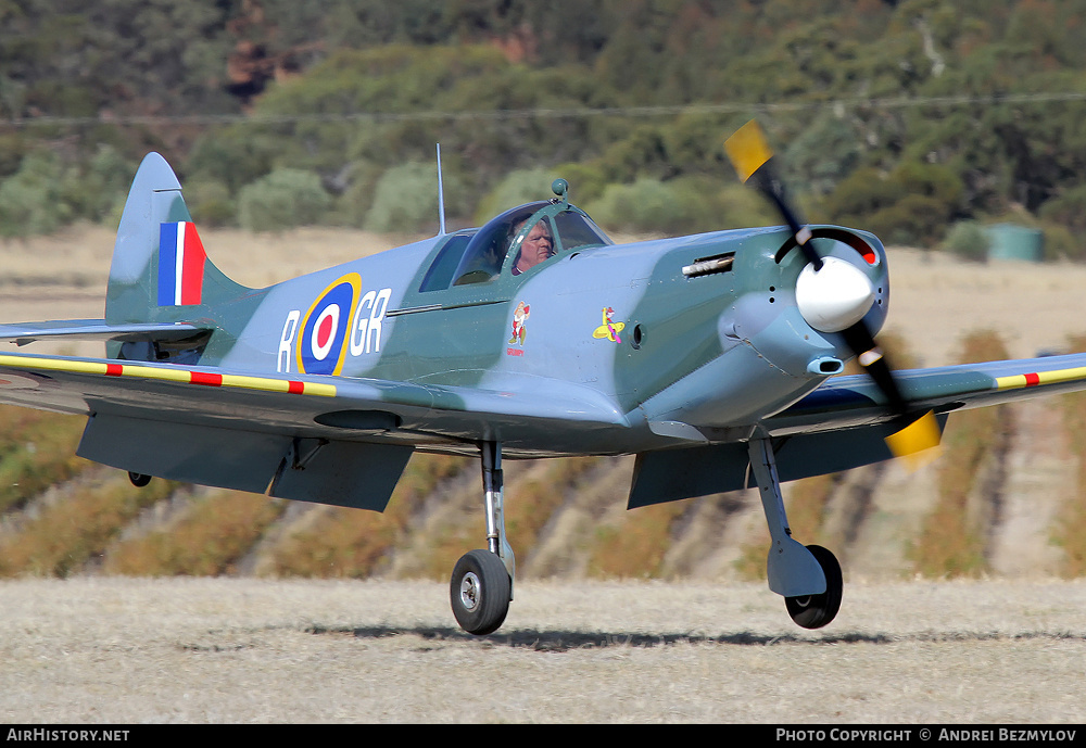 Aircraft Photo of 19-4104 | Supermarine Aircraft Spitfire Mk26 | UK - Air Force | AirHistory.net #72715