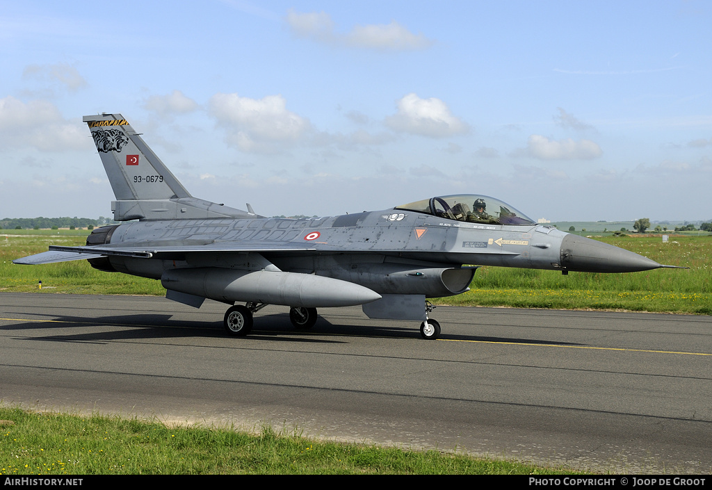 Aircraft Photo of 93-0679 | Lockheed Martin F-16CJ Fighting Falcon | Turkey - Air Force | AirHistory.net #72736