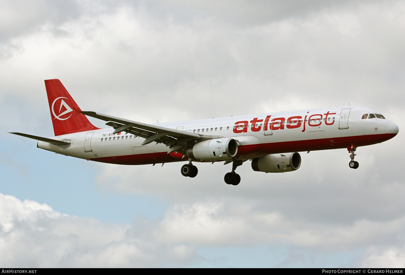Aircraft Photo of TC-ETN | Airbus A321-131 | Atlasjet Airlines | AirHistory.net #72929