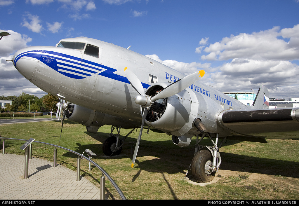 Aircraft Photo of OK-XDM | Douglas DC-3-229 | ČSA - Československé Aerolinie - Czechoslovak Airlines | AirHistory.net #72961