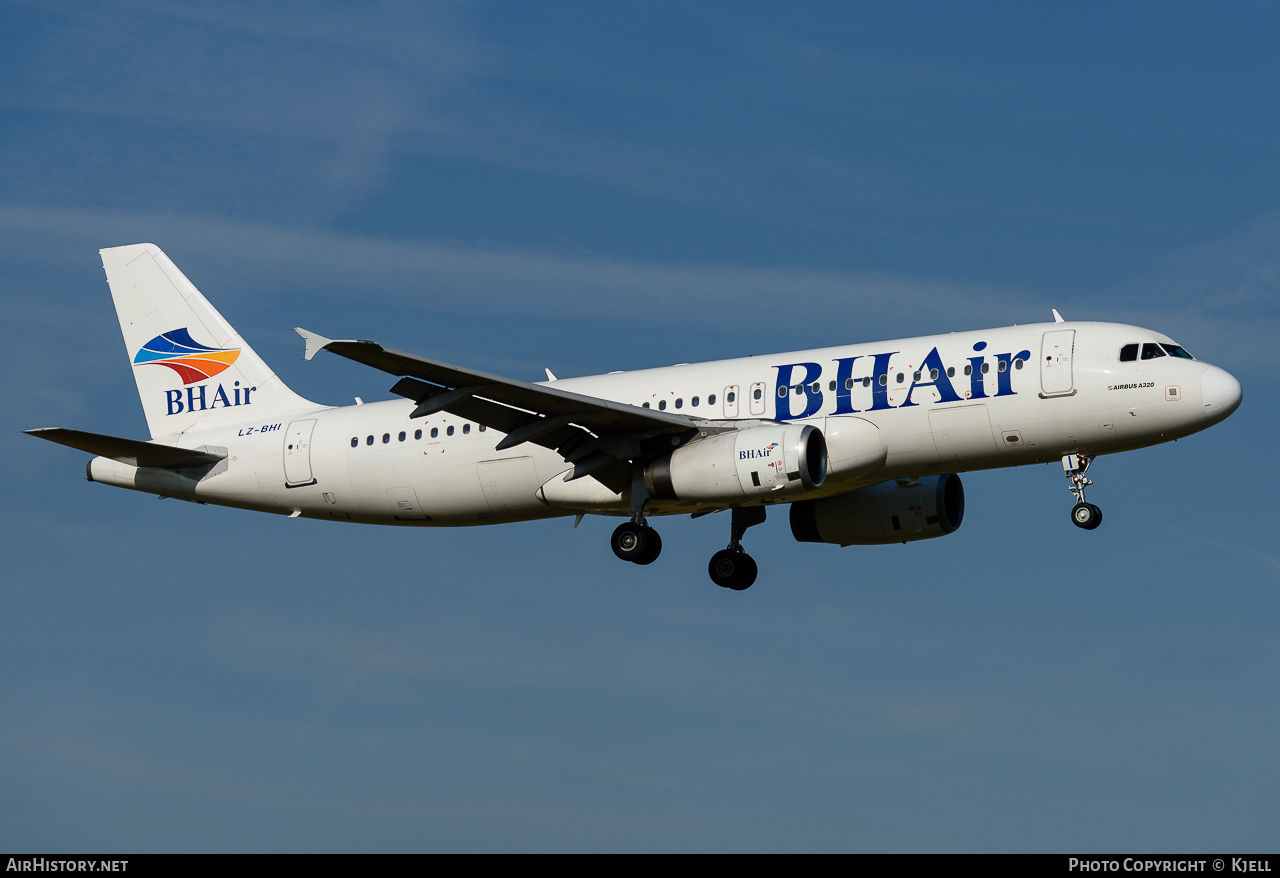 Aircraft Photo of LZ-BHI | Airbus A320-232 | Balkan Holidays Air - BH Air | AirHistory.net #73132