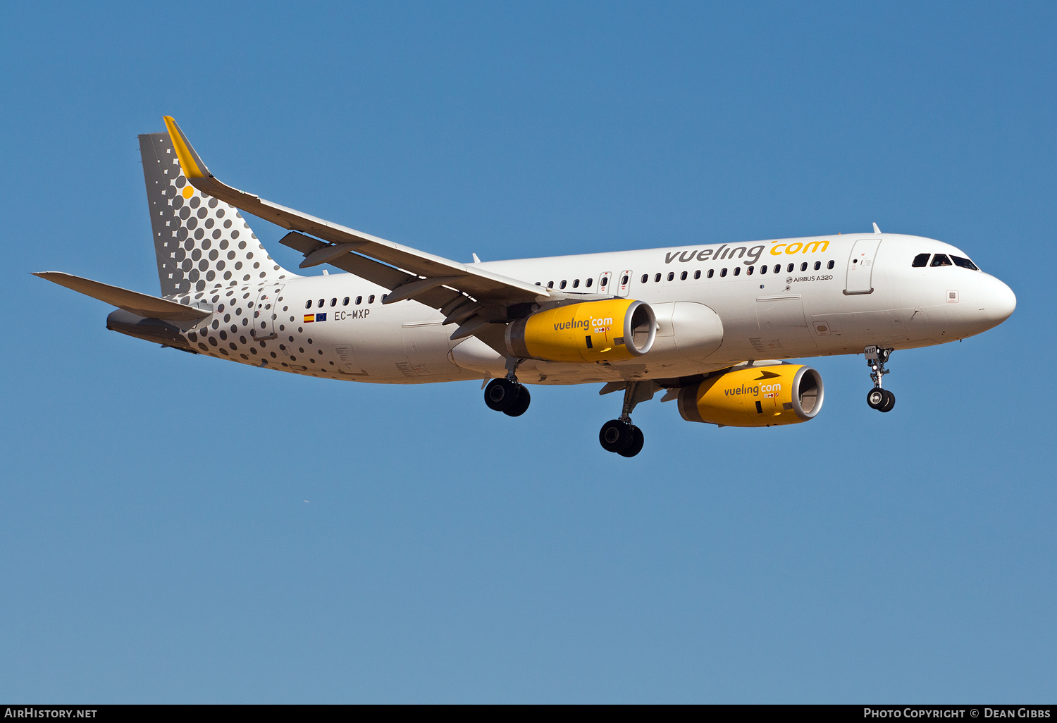 Aircraft Photo of EC-MXP | Airbus A320-232 | Vueling Airlines | AirHistory.net #73151