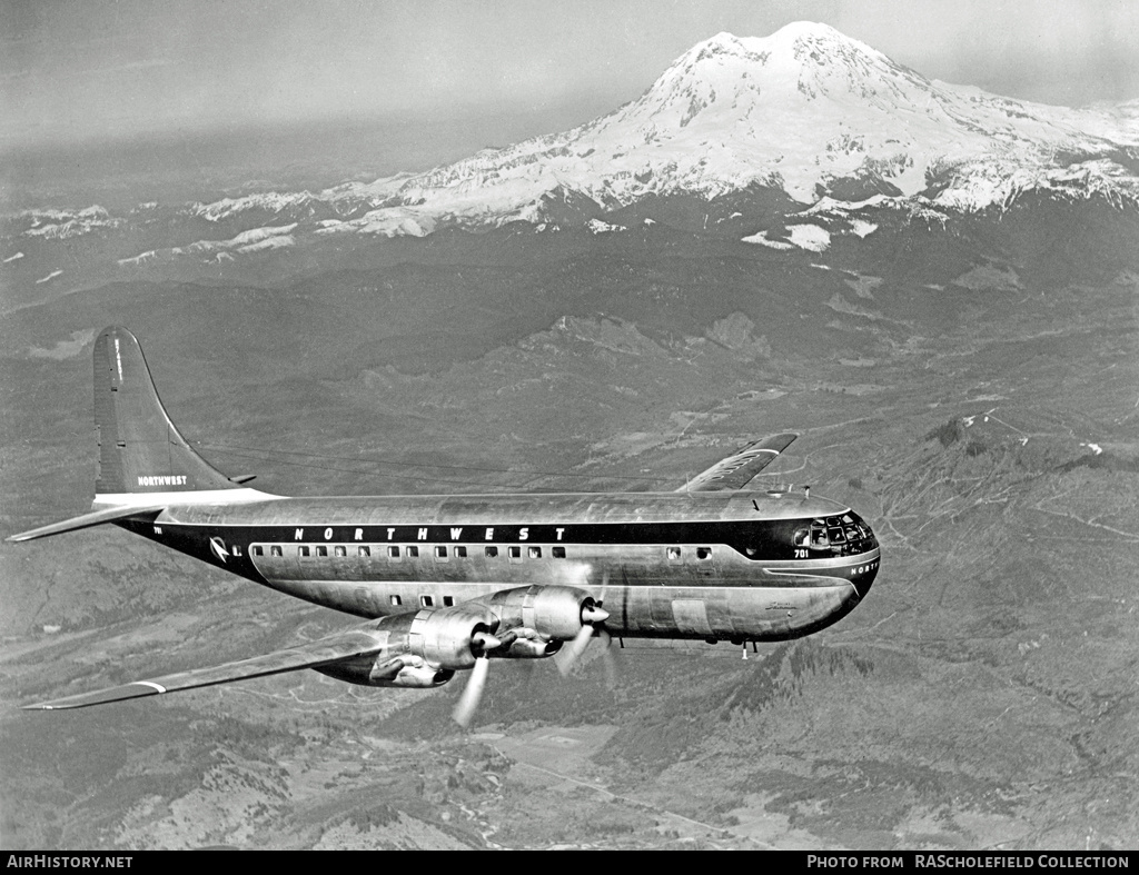 Aircraft Photo of N74601 | Boeing 377-10-30 Stratocruiser | Northwest Airlines | AirHistory.net #73183