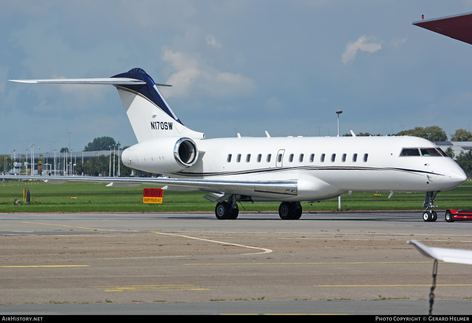 Aircraft Photo of N170SW | Bombardier Global Express XRS (BD-700-1A10) | AirHistory.net #73232