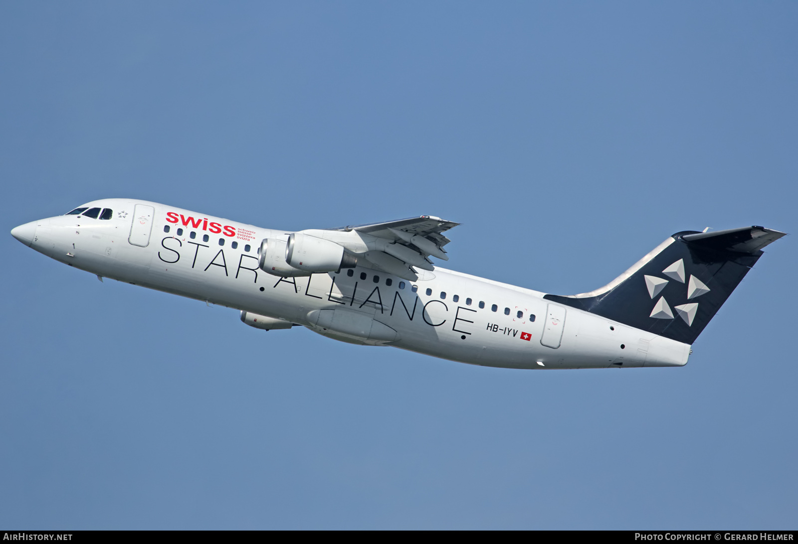 Aircraft Photo of HB-IYV | BAE Systems Avro 146-RJ100 | Swiss International Air Lines | AirHistory.net #73361