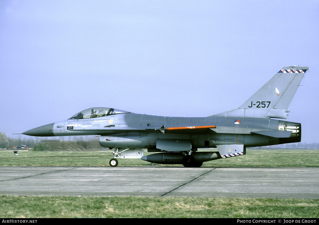 Aircraft Photo of J-257 | General Dynamics F-16A Fighting Falcon | Netherlands - Air Force | AirHistory.net #73454