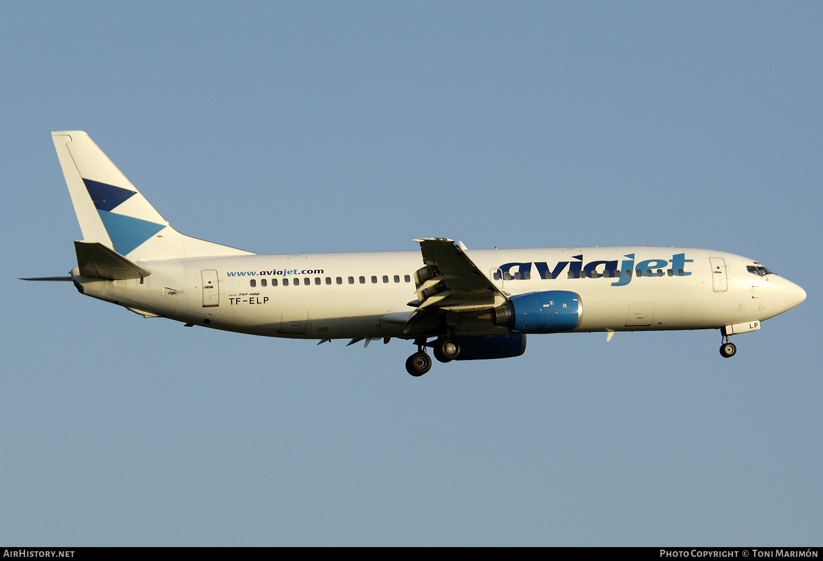 Aircraft Photo of TF-ELP | Boeing 737-429 | Aviajet | AirHistory.net #73475