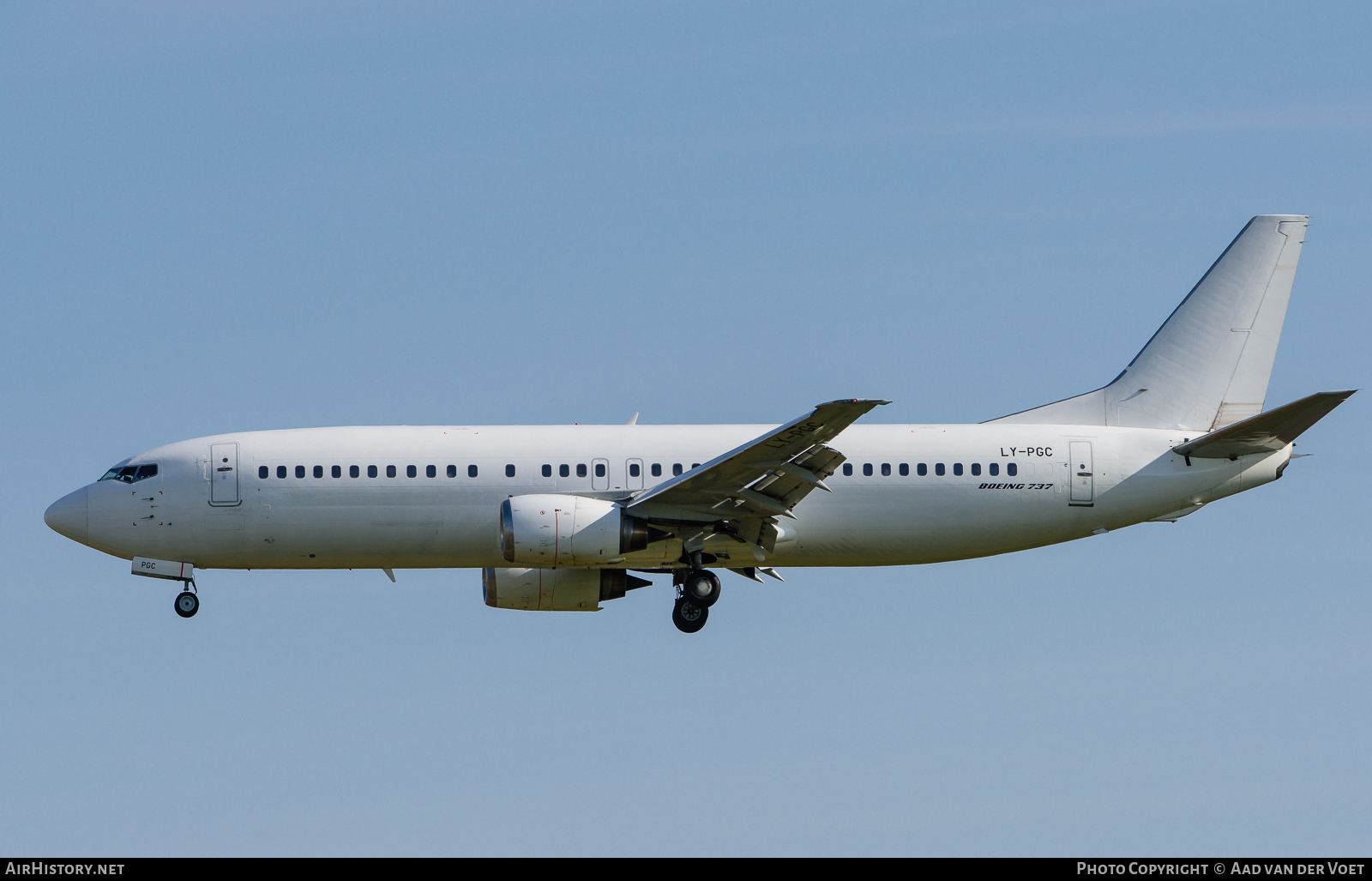 Aircraft Photo of LY-PGC | Boeing 737-4S3 | AirHistory.net #73641