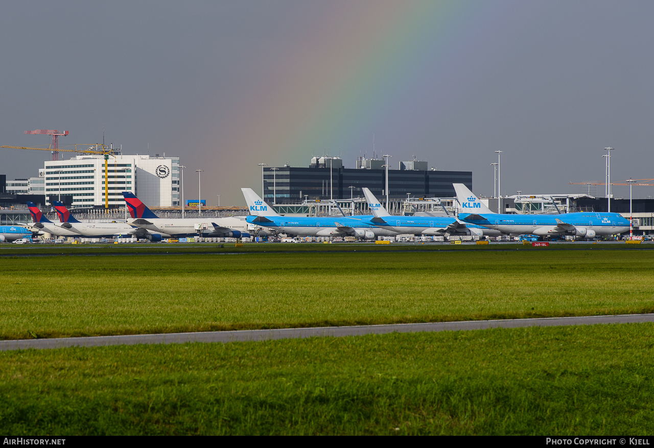 Airport photo of Amsterdam - Schiphol (EHAM / AMS) in Netherlands | AirHistory.net #73717