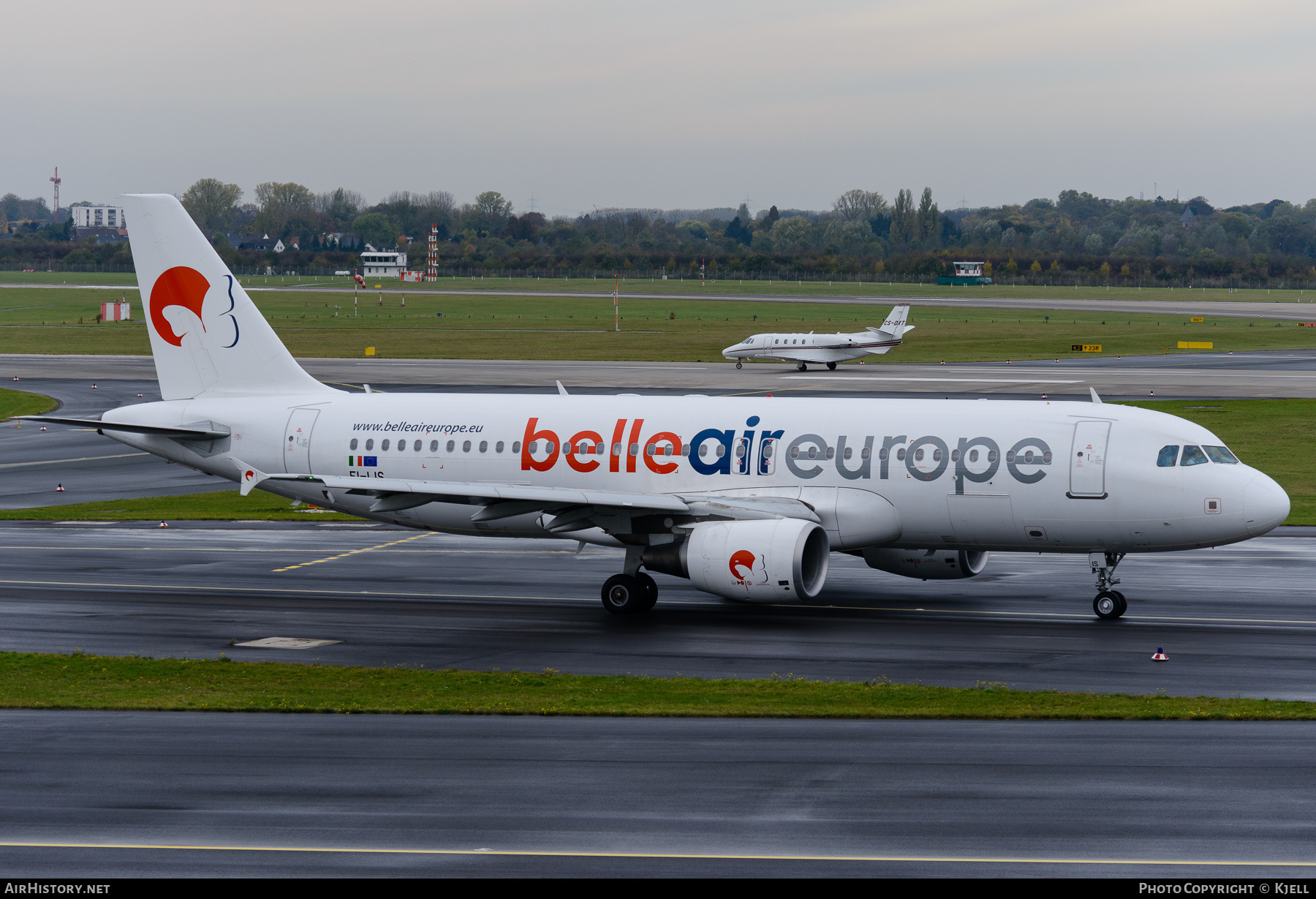 Aircraft Photo of EI-LIS | Airbus A320-214 | Belle Air Europe | AirHistory.net #73771