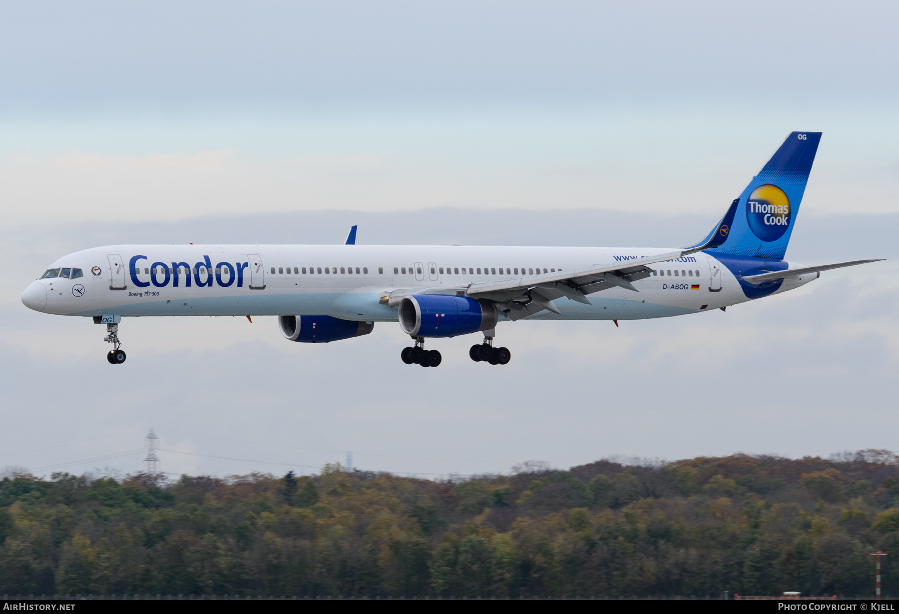 Aircraft Photo of D-ABOG | Boeing 757-330 | Condor Flugdienst | AirHistory.net #73775