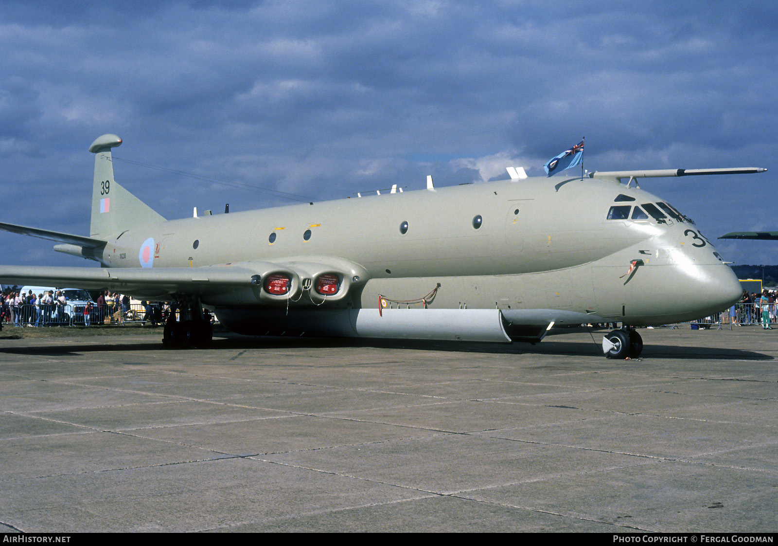 Aircraft Photo of XV239 | Hawker Siddeley HS-801 Nimrod MR.2P | UK - Air Force | AirHistory.net #73890