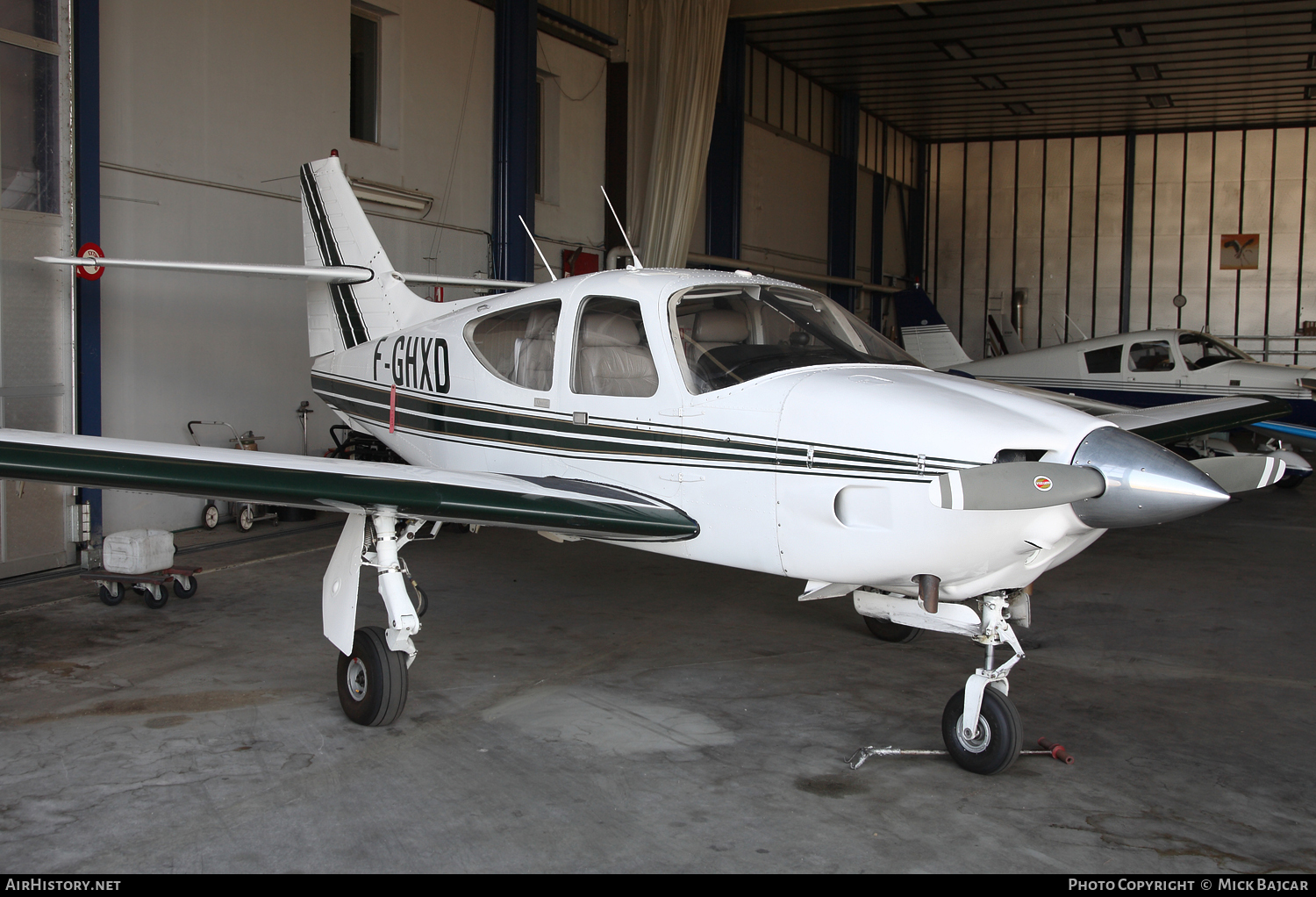 Aircraft Photo of F-GHXD | Rockwell Commander 114 | AirHistory.net #73914