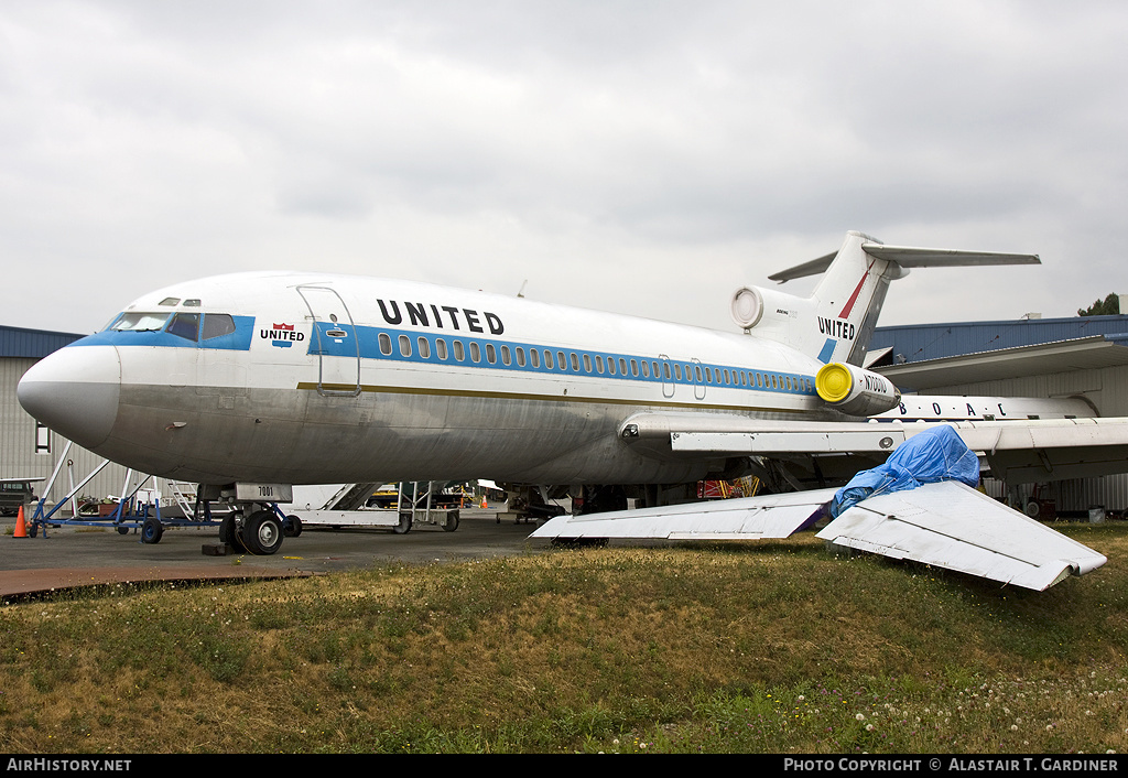 Aircraft Photo of N7001U | Boeing 727-22 | United Air Lines | AirHistory.net #73923
