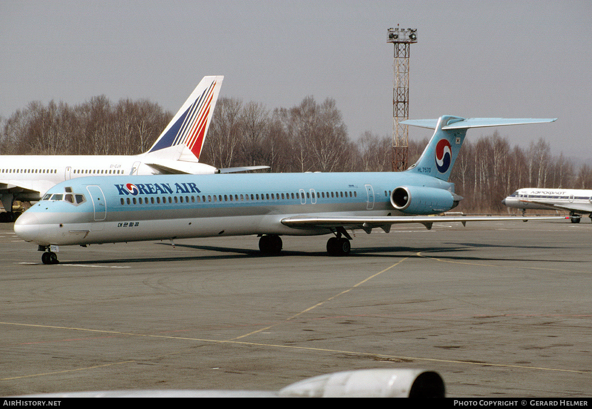 Aircraft Photo of HL7570 | McDonnell Douglas MD-83 (DC-9-83) | Korean Air | AirHistory.net #73948