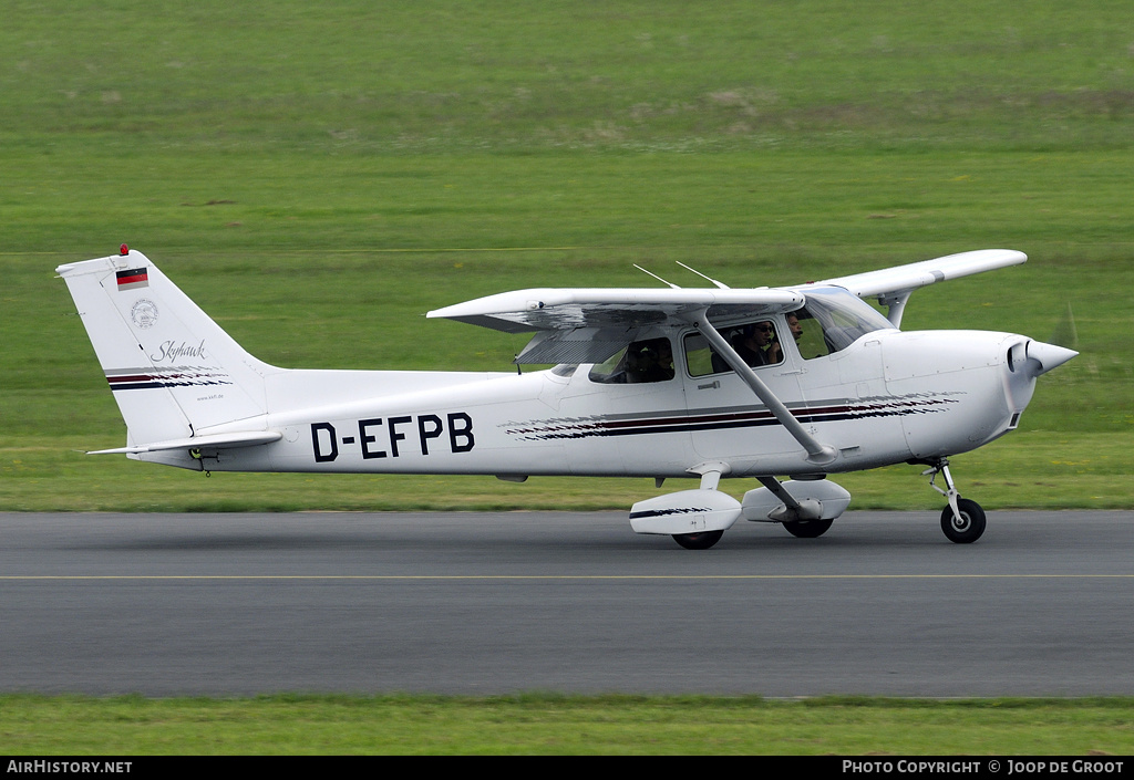 Aircraft Photo of D-EFPB | Cessna 172R Skyhawk | Kölner Klub für Luftsport - KKFL | AirHistory.net #73957