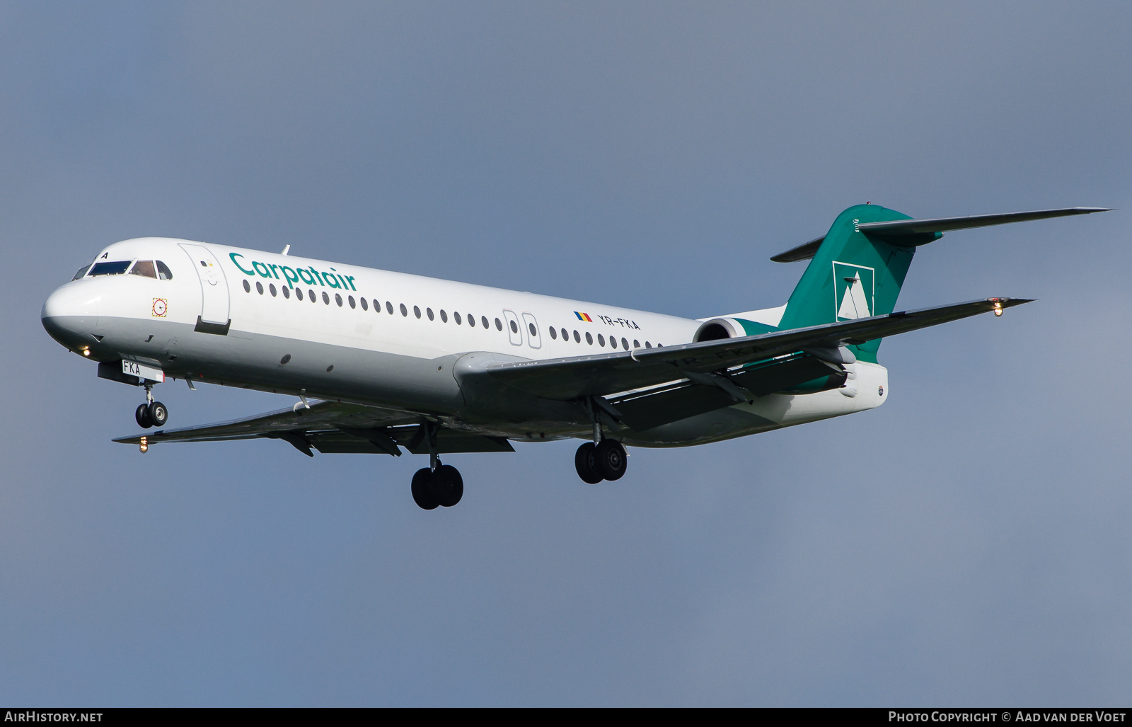 Aircraft Photo of YR-FKA | Fokker 100 (F28-0100) | Carpatair | AirHistory.net #73985