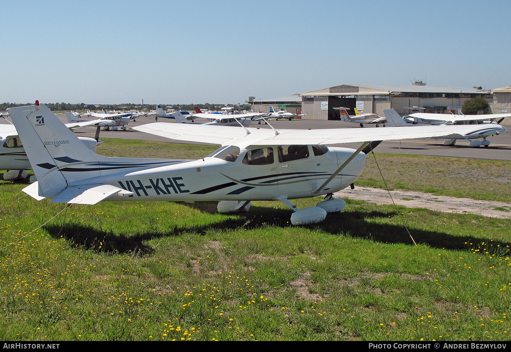 Aircraft Photo of VH-KHE | Cessna 172S Skyhawk SP | AirHistory.net #74013