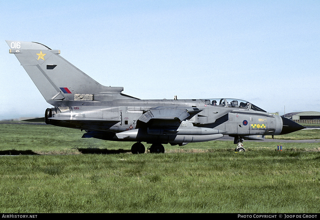 Aircraft Photo of ZA410 | Panavia Tornado GR4 | UK - Air Force | AirHistory.net #74052