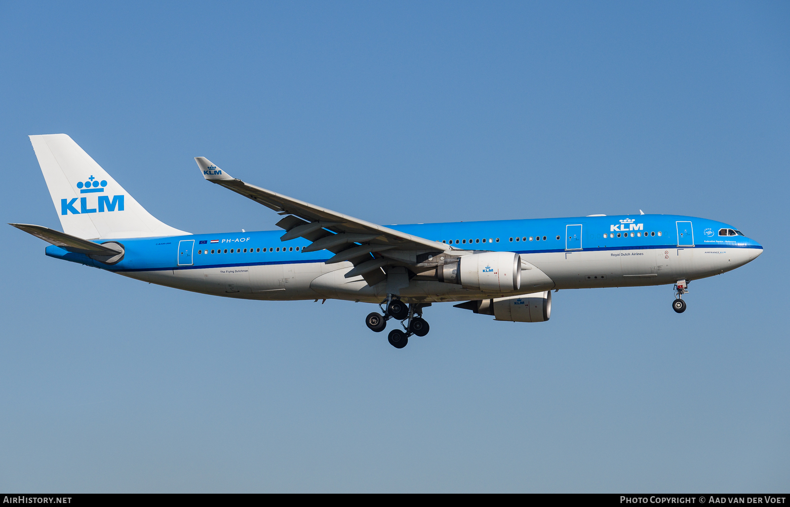Aircraft Photo of PH-AOF | Airbus A330-203 | KLM - Royal Dutch Airlines | AirHistory.net #74232