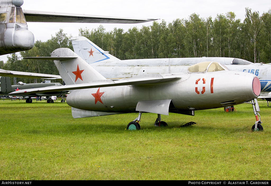 Aircraft Photo of 01 red | Lavochkin La-15 | Russia - Air Force | AirHistory.net #74255