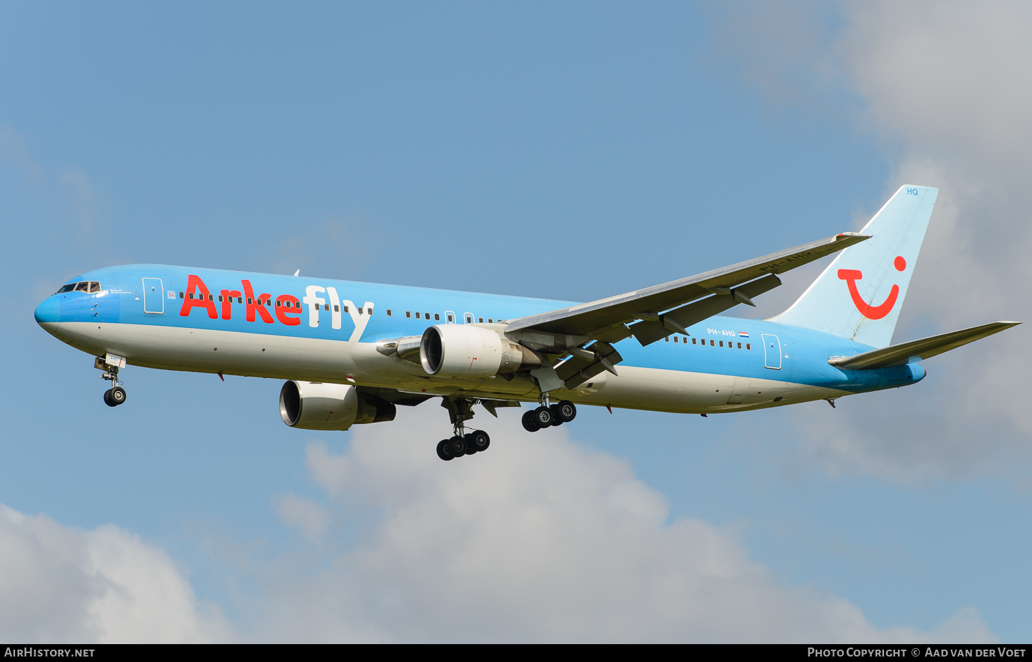 Aircraft Photo of PH-AHQ | Boeing 767-383/ER | ArkeFly | AirHistory.net #74287